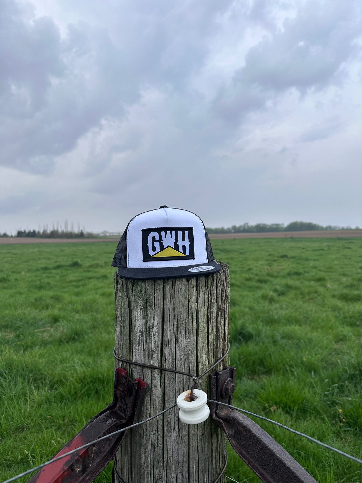 "Great White Heavy Haulers" Flat Bill Snapback